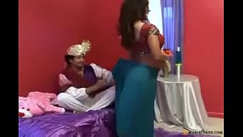 indian son forcing to mother in saree to fuck using condom